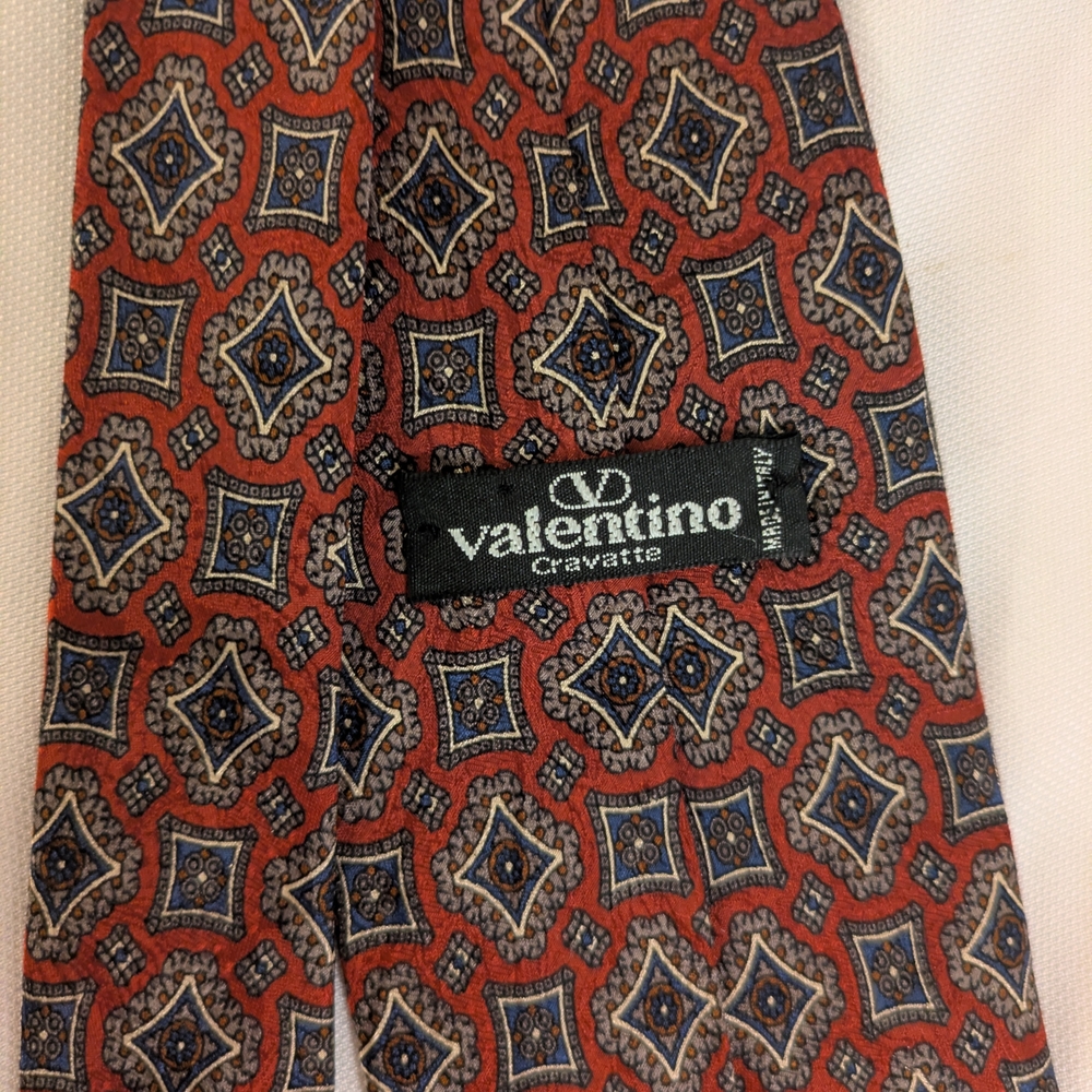 Valentino Men's Tie with Red and Blue Pattern